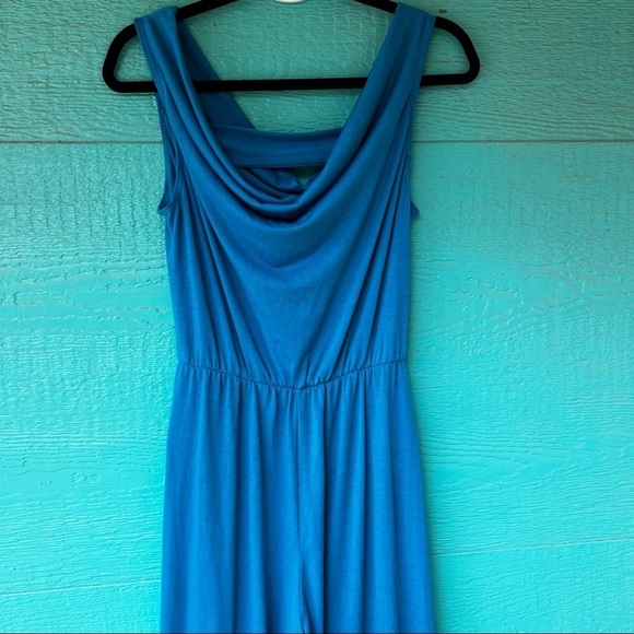 JUMPSUIT SOFT STRETCHY BLUE CUTOUT BELTED SLEEVELESS SIZE MEDIUM - Picture 2 of 8